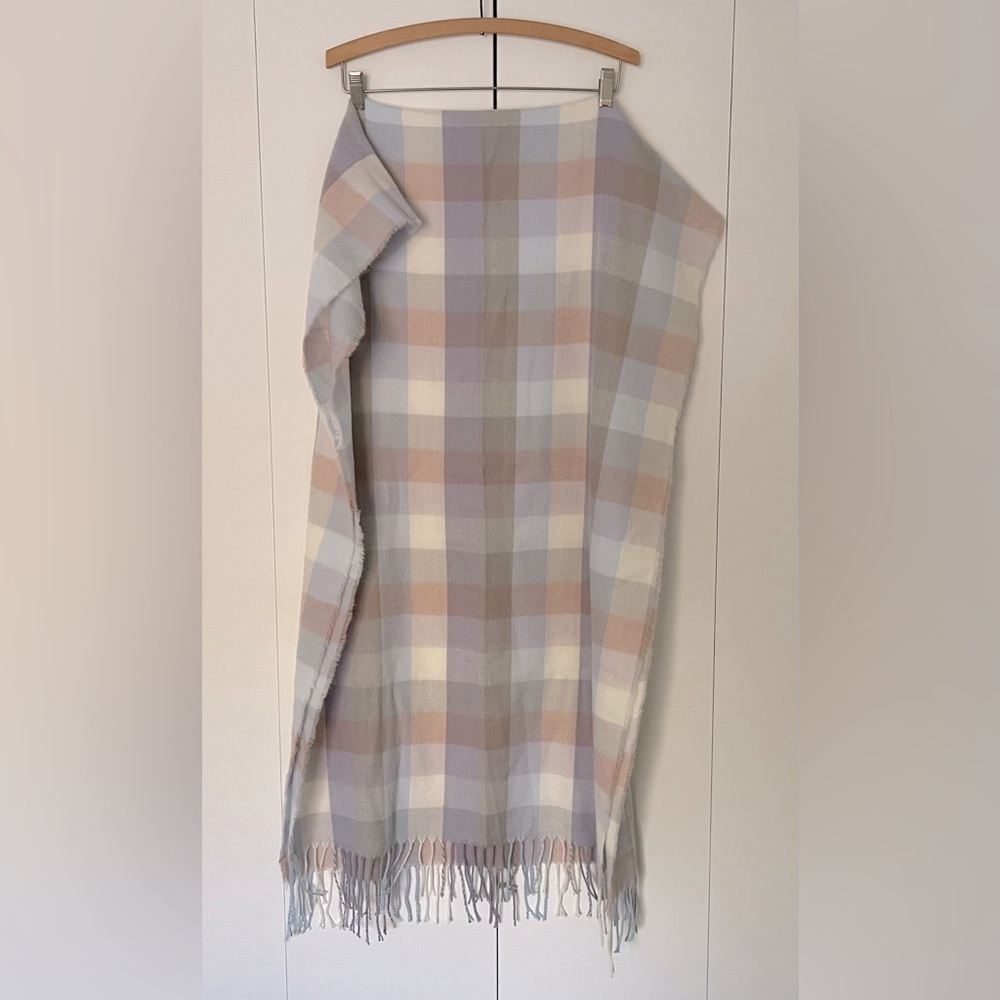 Eddie Bauer scarf